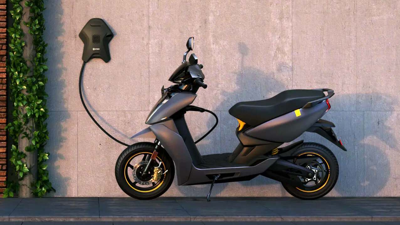 Buy these Electric Scooters at 60 thousand less price, will give speed of 25 km h