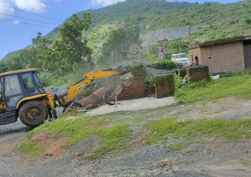 illegal-crushers
