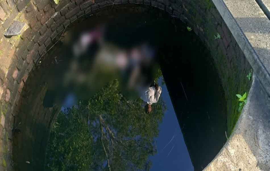 Dead body of mother and son