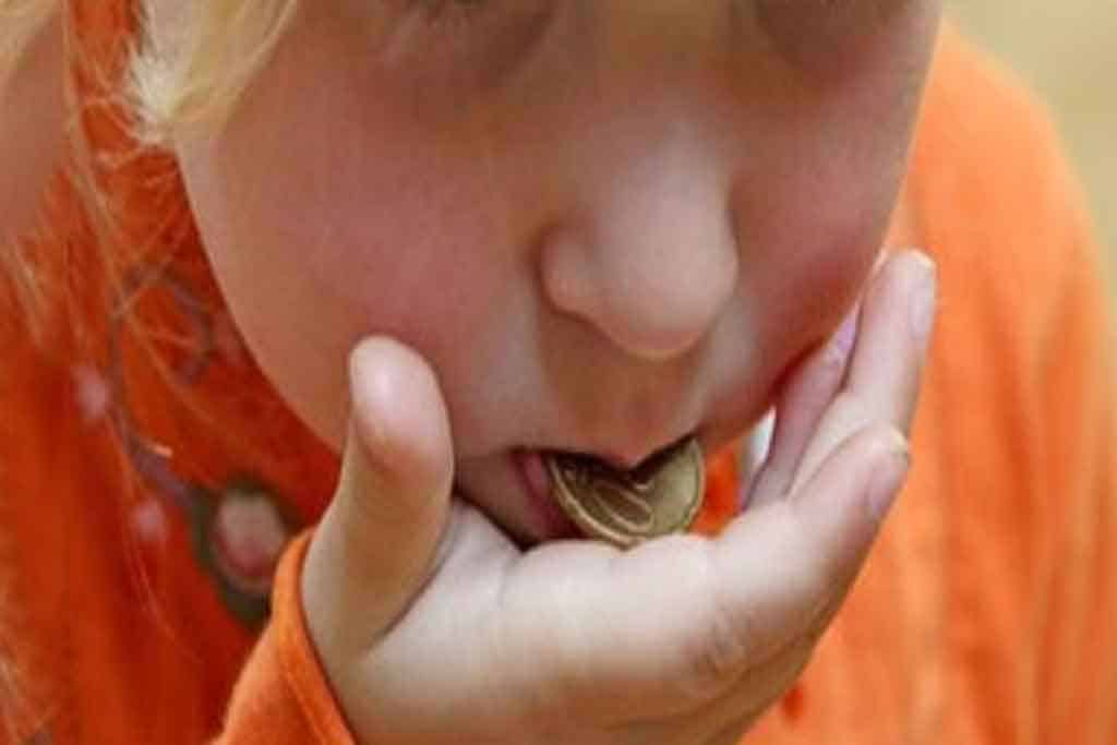 Innocent swallows coin