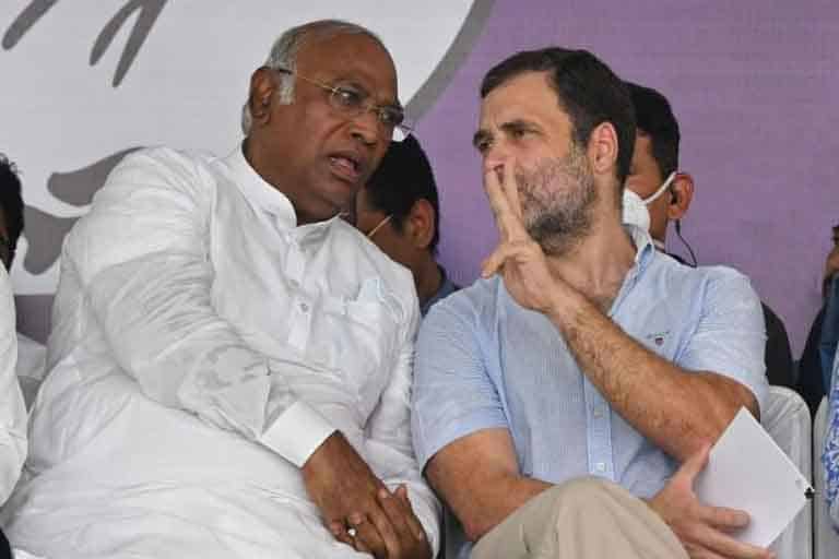 Mallikarjun-Kharge-Rahul-Gandhi
