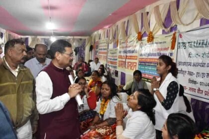 Deepak Prakash met contract mercury medical personnel