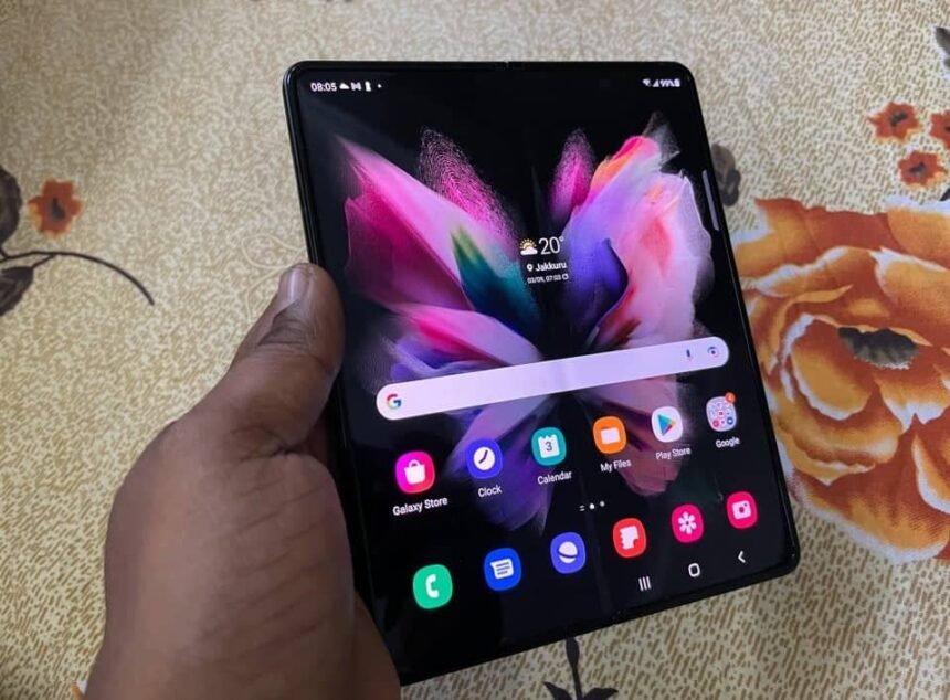 Samsung Galaxy Z Fold3 5G