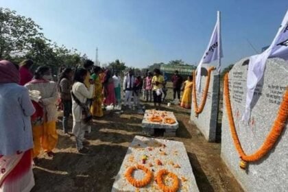 आदिवासियों ने मसना स्थल पर की हड़गड़ी पूजा, अपने पूर्वजों के किए याद