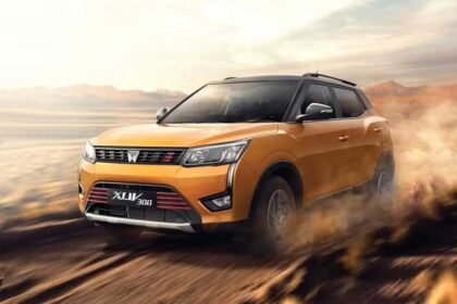 XUV300