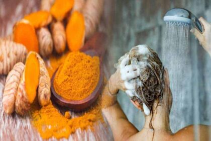 Mix a pinch of turmeric in bath water
