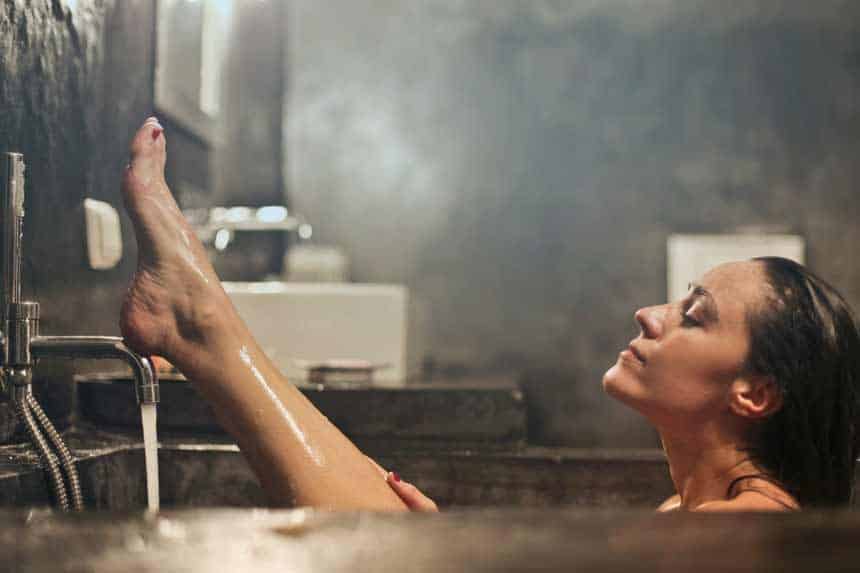 Seeing yourself bathing