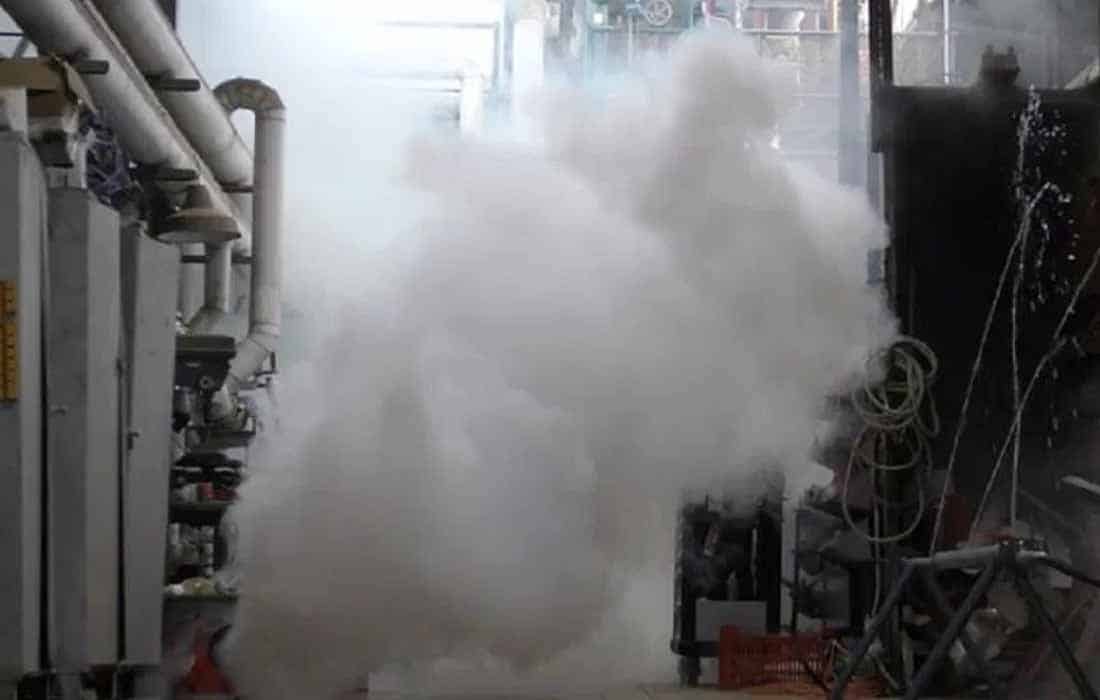 ac-compressor-suddenly-explodes-in-ice-factory-3-people-injured