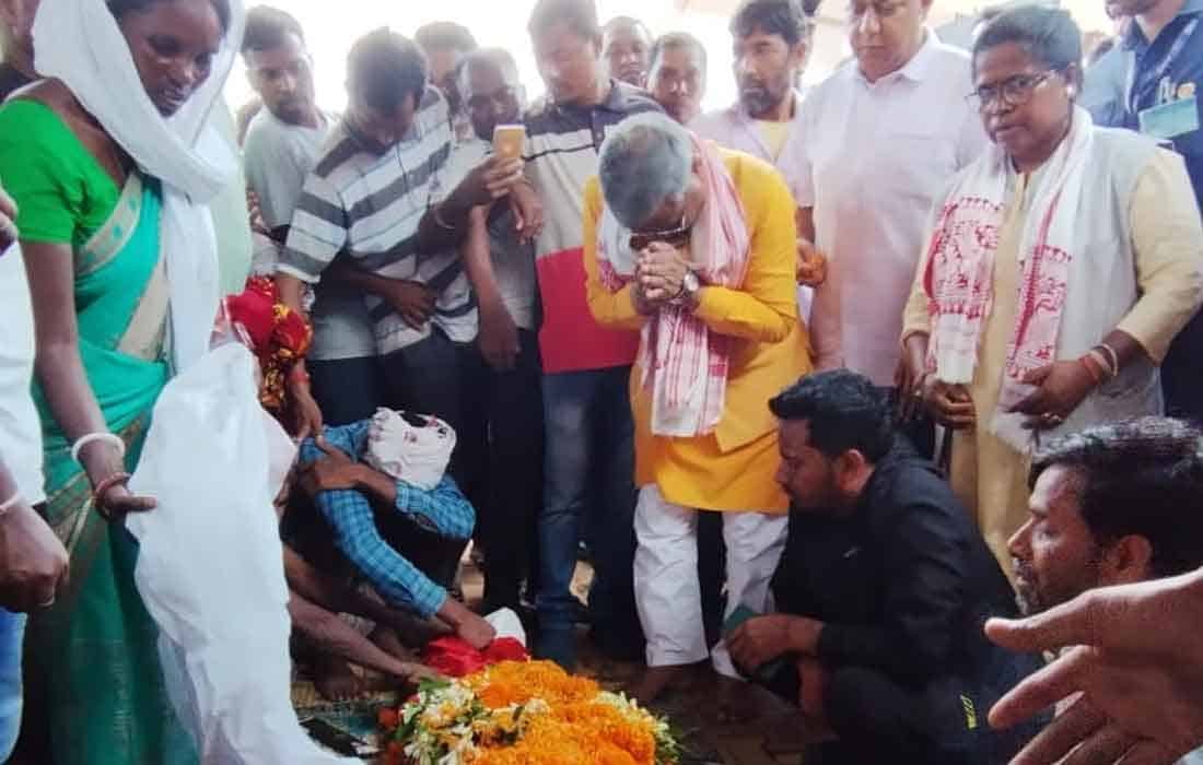 Babulal Marandi met the family members of Subhash Munda