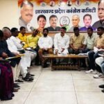 Congress state president Rajesh Thakur held a meeting of the Congress Development Mission campaign.