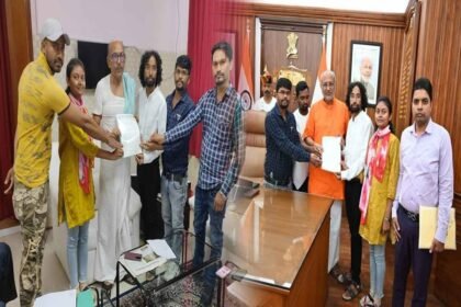 JSSU handed over MP-MLA support document to Governor CP Radhakrishnan and Speaker Rabindranath Mahato