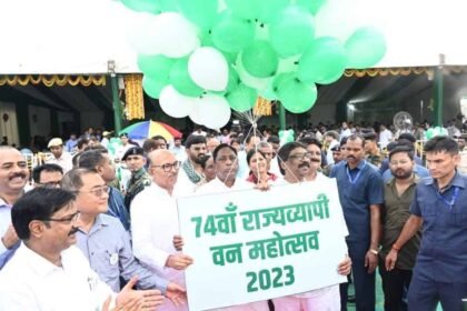 Jharkhand Vidhan Sabha premises 74th Statewide Van Mahotsav 2023 program organized Hemant Soren attended as the chief guest