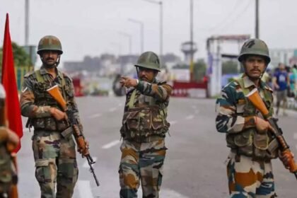 Kashmir Terrorists shot three laborers from Bihar