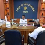 latehar-dc-bhor-singh-yadav-transferred-many-personnel-of-education-department