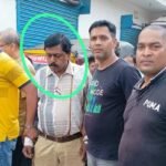 Lohardaga Employee arrested taking bribe