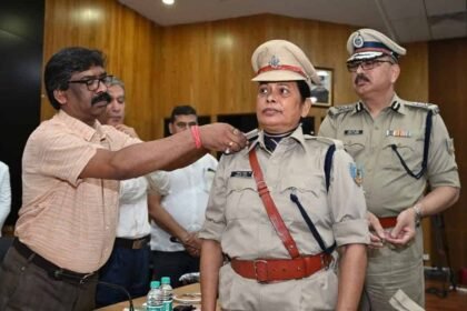 Piping Ceremonies CM Hemant started batch of 24 promoted IPS of Jharkhand