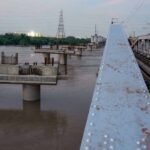 according-to-the-central-water-commission-the-yamuna-river-is-again-showing-its-fierce-form-in-delhi