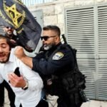 A Palestinian gunman who opened fire on a group of Israelis in the settlement of Maale Adumim, east of Jerusalem, was killed