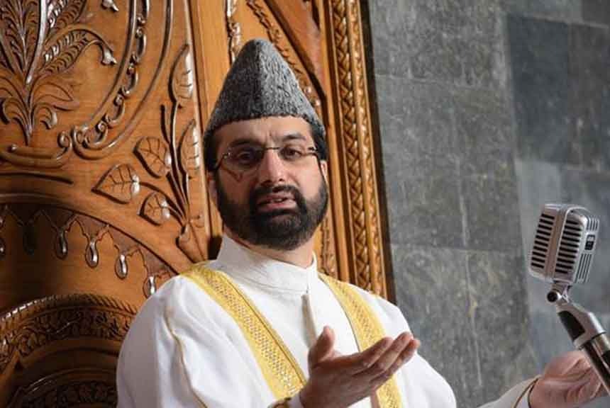 Mirwaiz Umar Farooq comes out of house arrest after 4 years