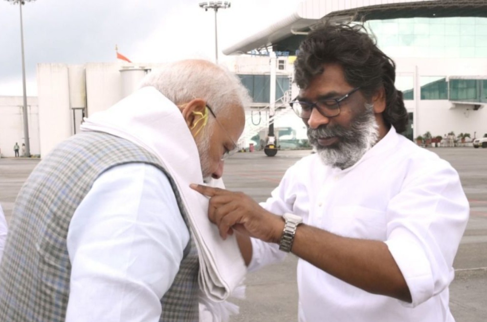 CM Hemant