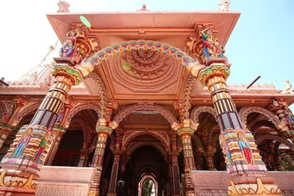 Demolition in Swaminarayan Temple