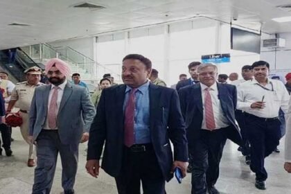 Election Commission of India team
