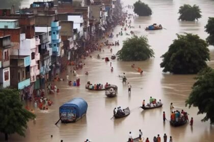 Floods wreak havoc in 16 districts of Bihar, more than 16 lakh people affected