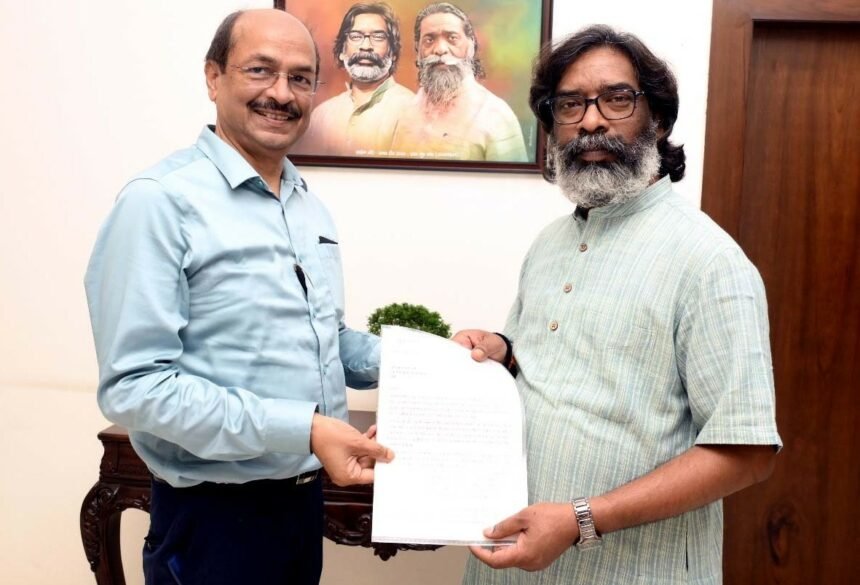 Former MP Ajay Maru met Hemant Soren