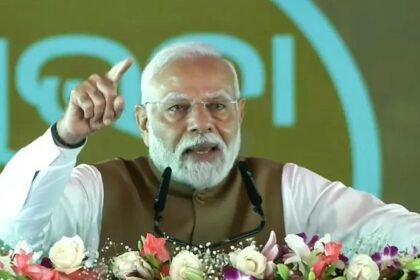 PM on Ganesh Worship Controversy