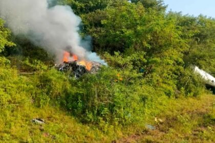 Helicopter crash in Pune, three died in the incident
