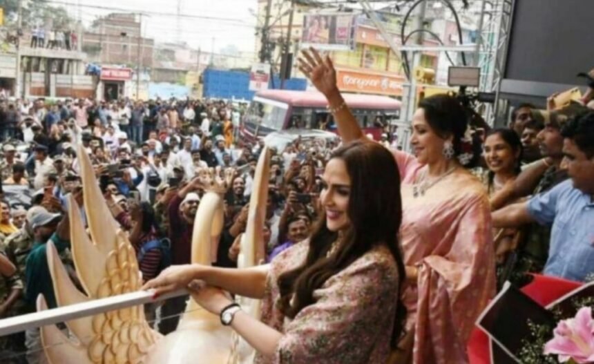 Hema Malini and Esha Deol