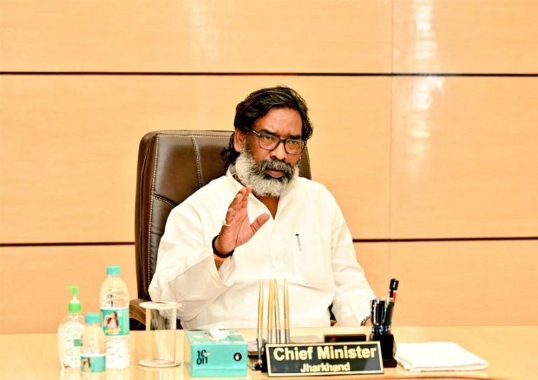 CM हेमंत सोरेन ने किया बड़ा ऐलान! झारखंड में 28,000 से अधिक पदों पर जल्द होगी बहाली, जानिए…