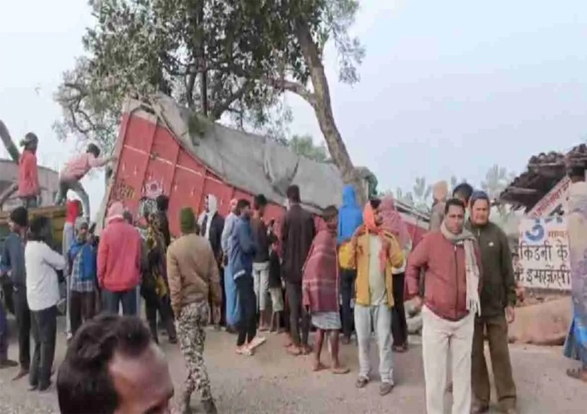 Speeding Truck Rammed Into Two Houses