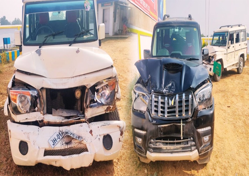 JMM MLAs Convoy Collided with Each Other - News Aroma JMM MLA's Convoy Collided with Each Other