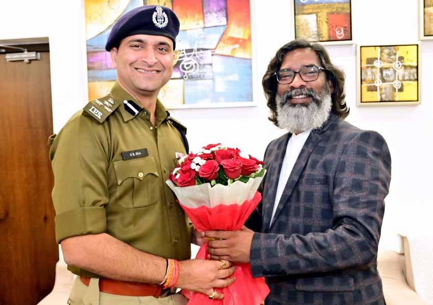 Surendra Jha met Hemant Soren