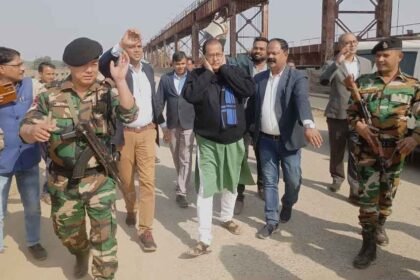 Bees attack on Radha Krishna program