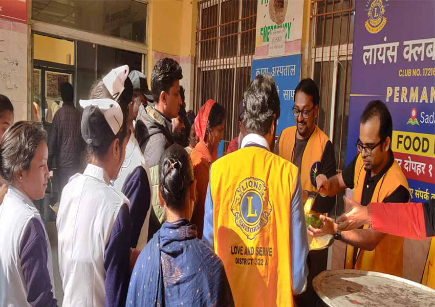 Khichdi-distribution-program