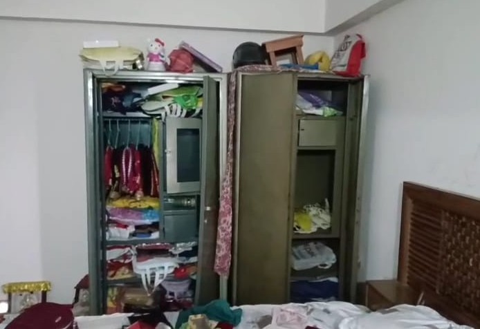 12 lakh stolen from two houses in broad daylight, incident captured on CCTV