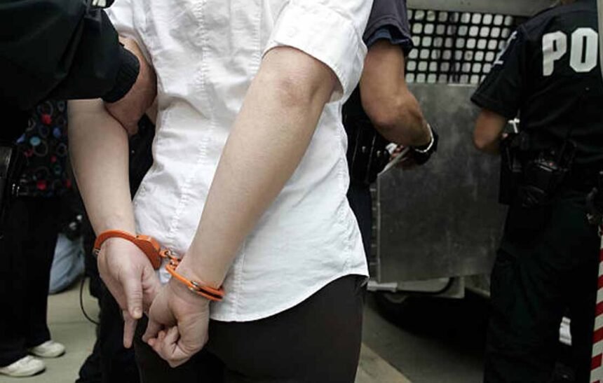 ranchi crime news Woman Rajo Devi arrested for smuggling ganja in Ranchi