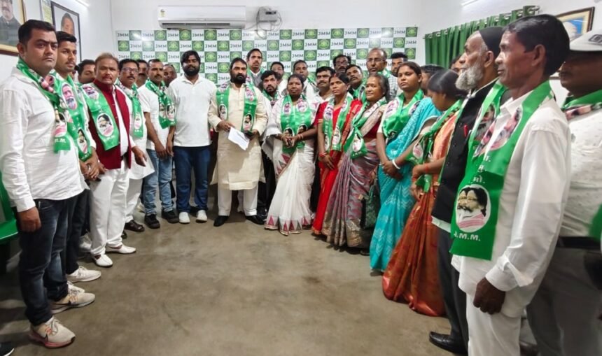AJSU's Neeru Shanti joined JMM