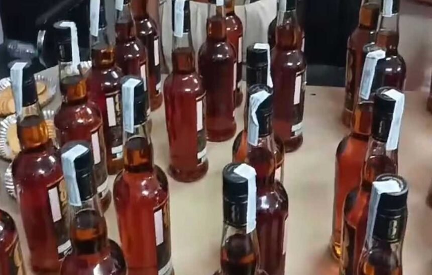 Fake liquor worth 58 lakhs going from Goa to Bhutan seized in Jharkhand