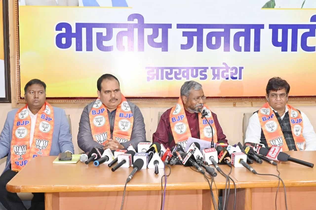 Babulal Marandi Attacks Police