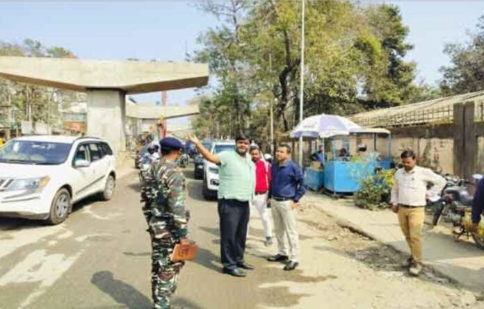 Administration Strict on Flyover