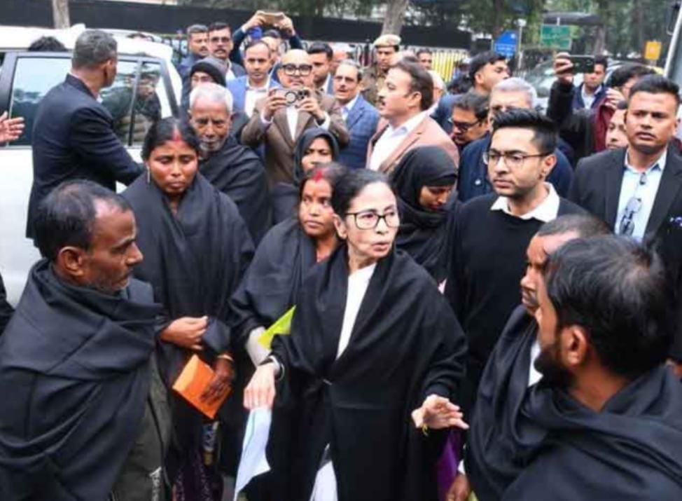 Mamata Banerjee Made serious Allegations