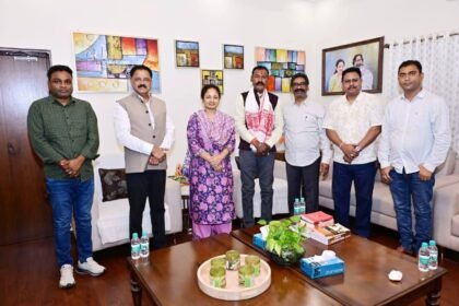 Newly Elected President Jitendra Oraon met the CM