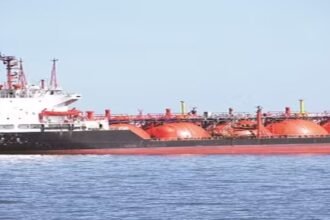 India oil tanker