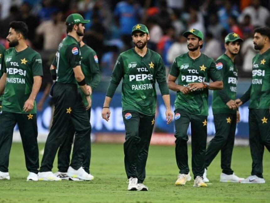 Pakistan Team Fined Heavily by PCB