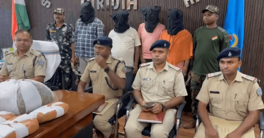 giridih-drugs-racket-busted-10kg-ganja-seized-4-arrested-pachamba
