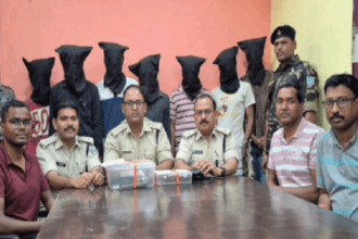 7 accused arrested for plotting to rob train passengers