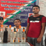 9 liters of foreign liquor recovered from a train in Sahibganj